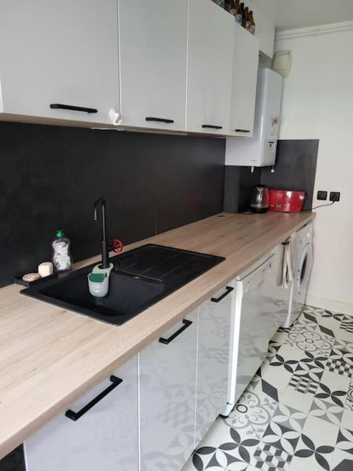 Appartement Avec Jardinet 小克维伊 外观 照片